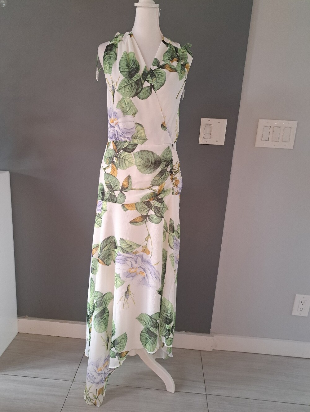 NWT WHBM Floral White & Green Assimetric Maxi Dress With Slit
